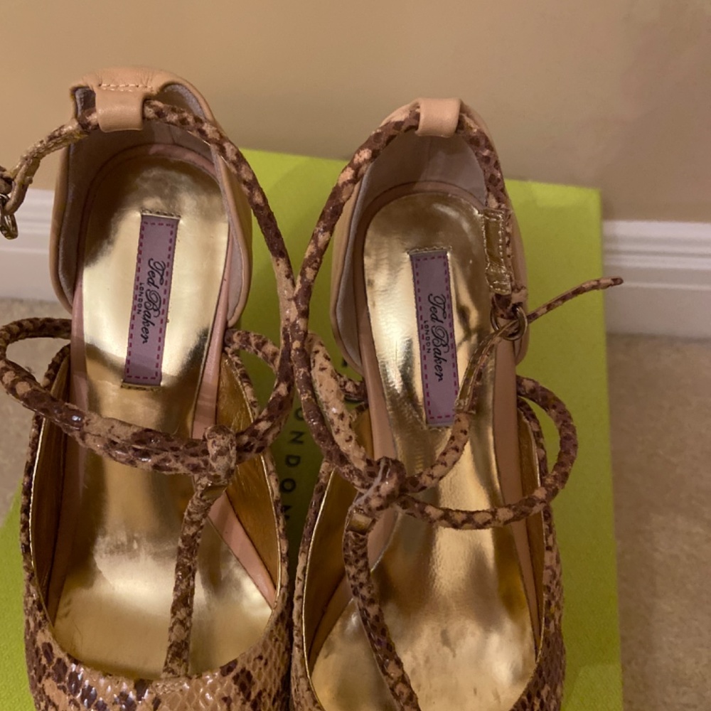 Ted Baker Platform - Picture 5 of 5